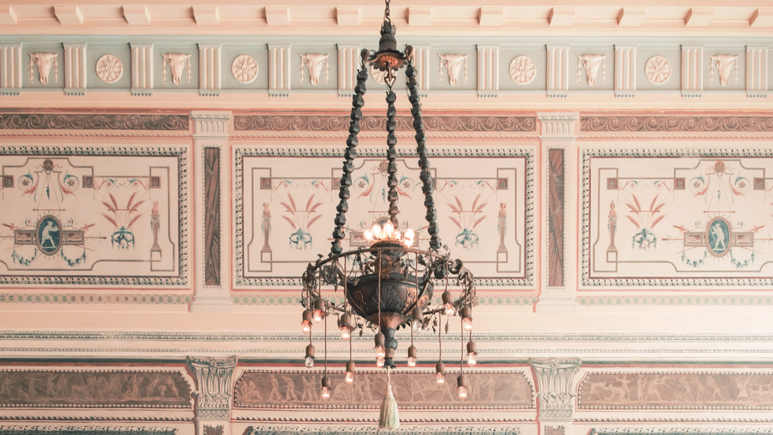 Art, Lighting & Rugs – Invio Fine Furniture Consignment