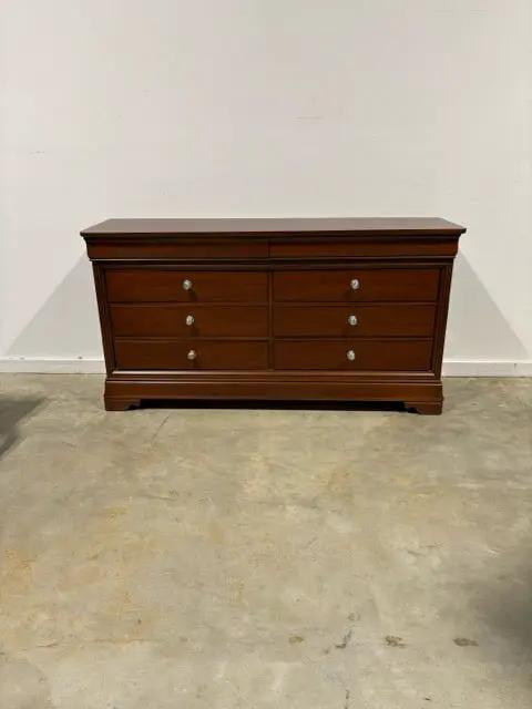 thomasville furniture dresser CUSTOMIZE| Thomasville Dresser- 64" long x 19" deep x 31-1/2" tall